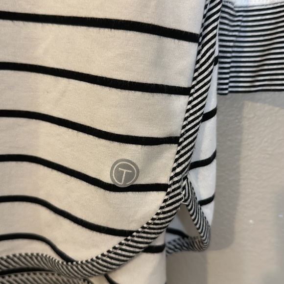 Oprah Longline T-shirt by Talbots Longline Size Small - Picture 4 of 6